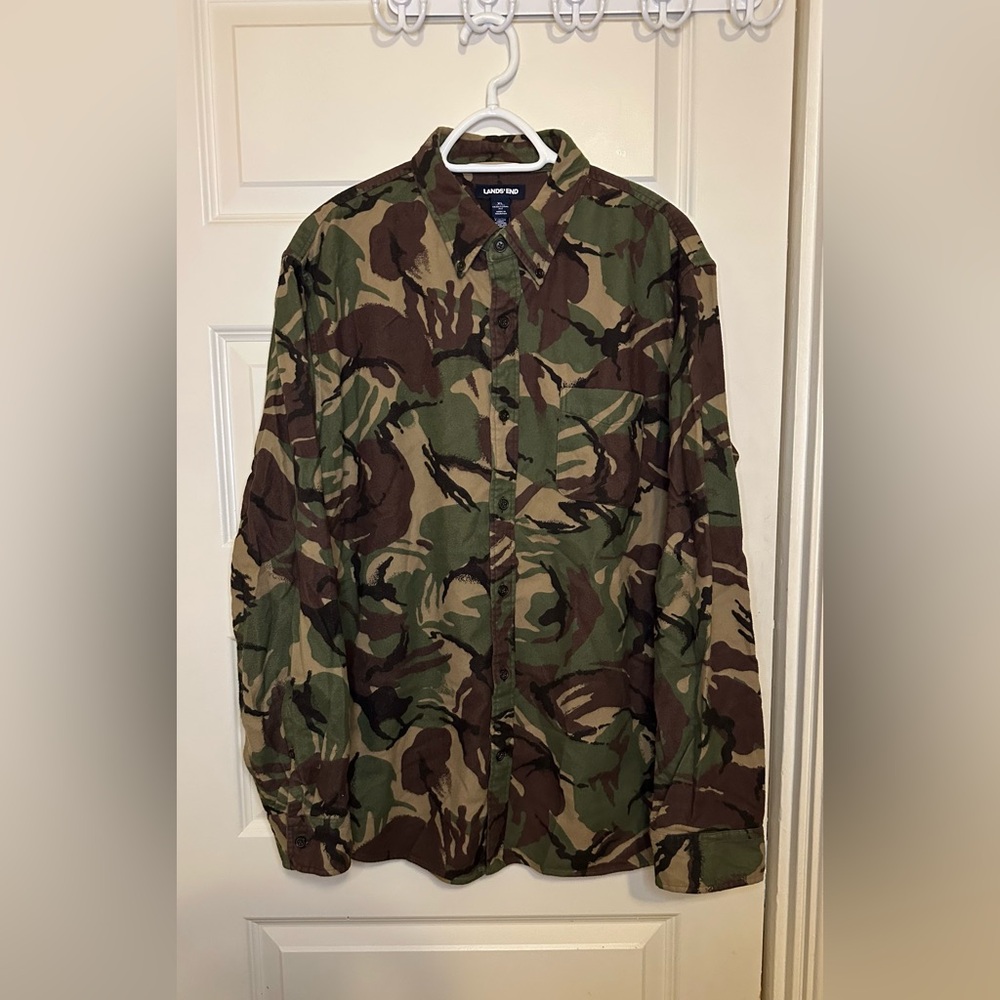 Lands' End Camo Flannel Button Down Shirt XL